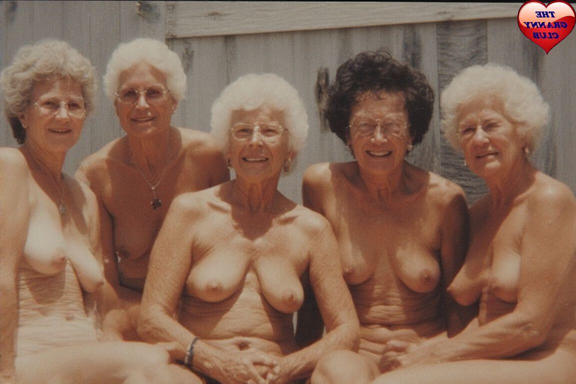 Grannies Fun Gay Out