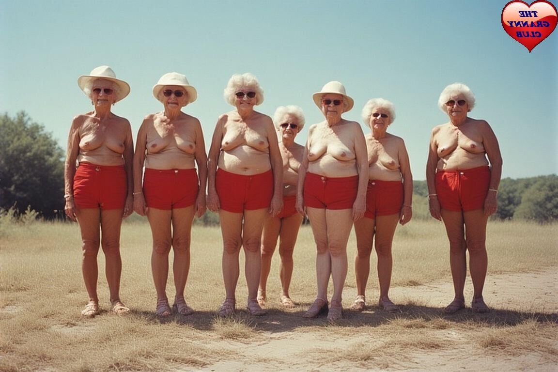 Grannies Day Out в красном