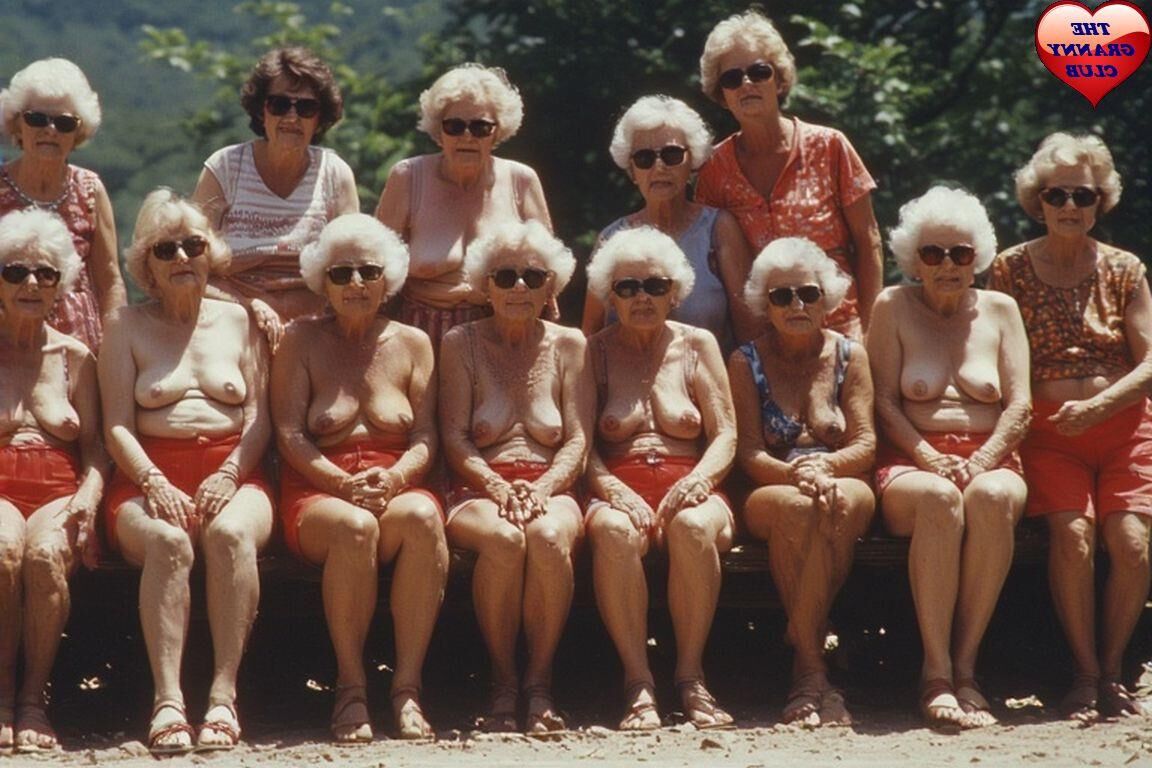 Grannies Day Out в красном