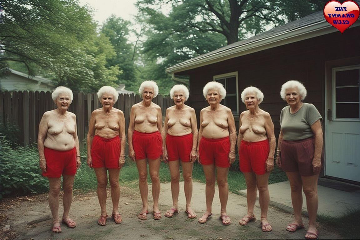 Grannies Day Out в красном