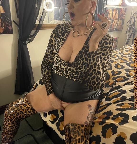 MY FAVOURITE CUNT