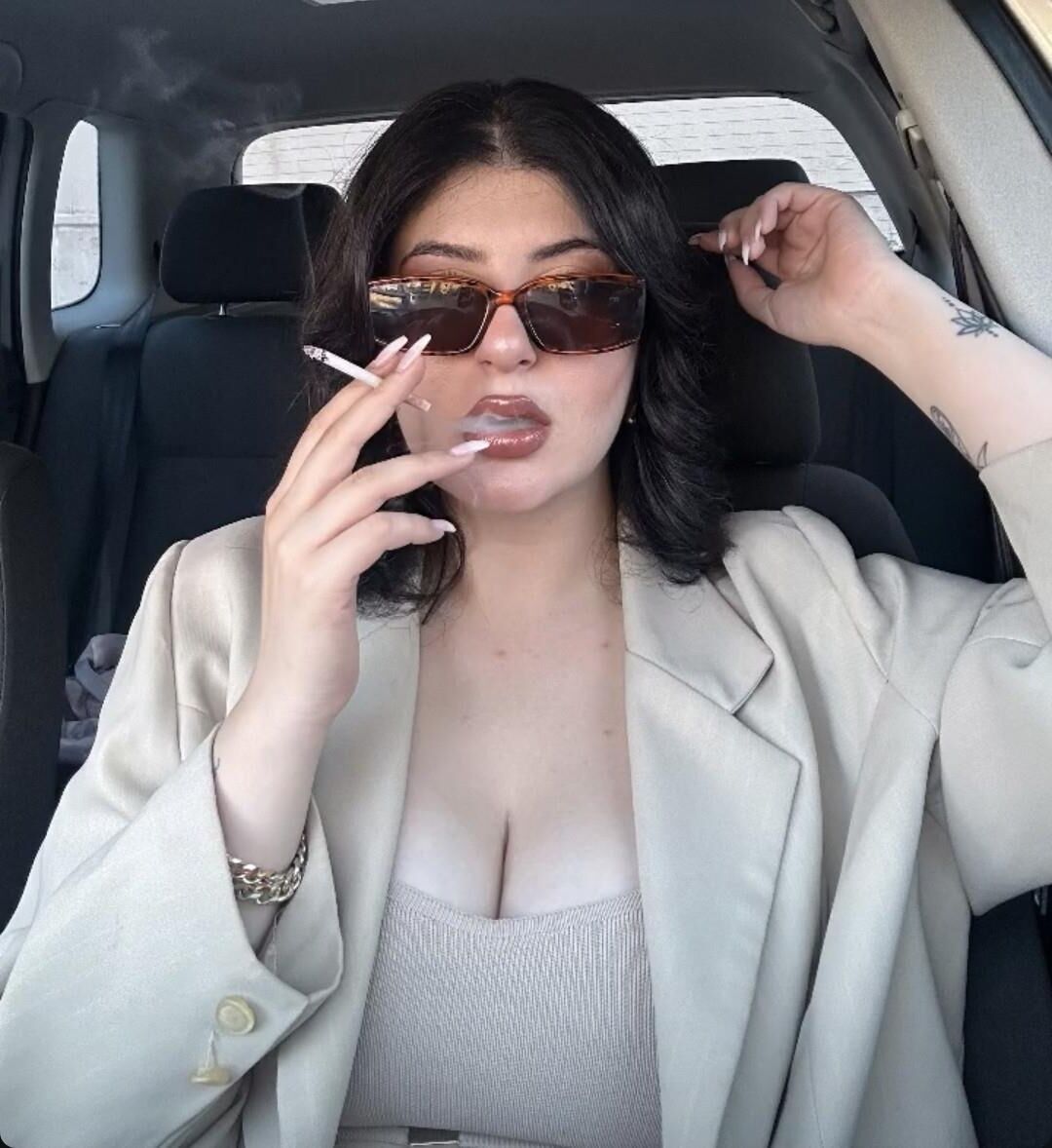 smoking empirE 