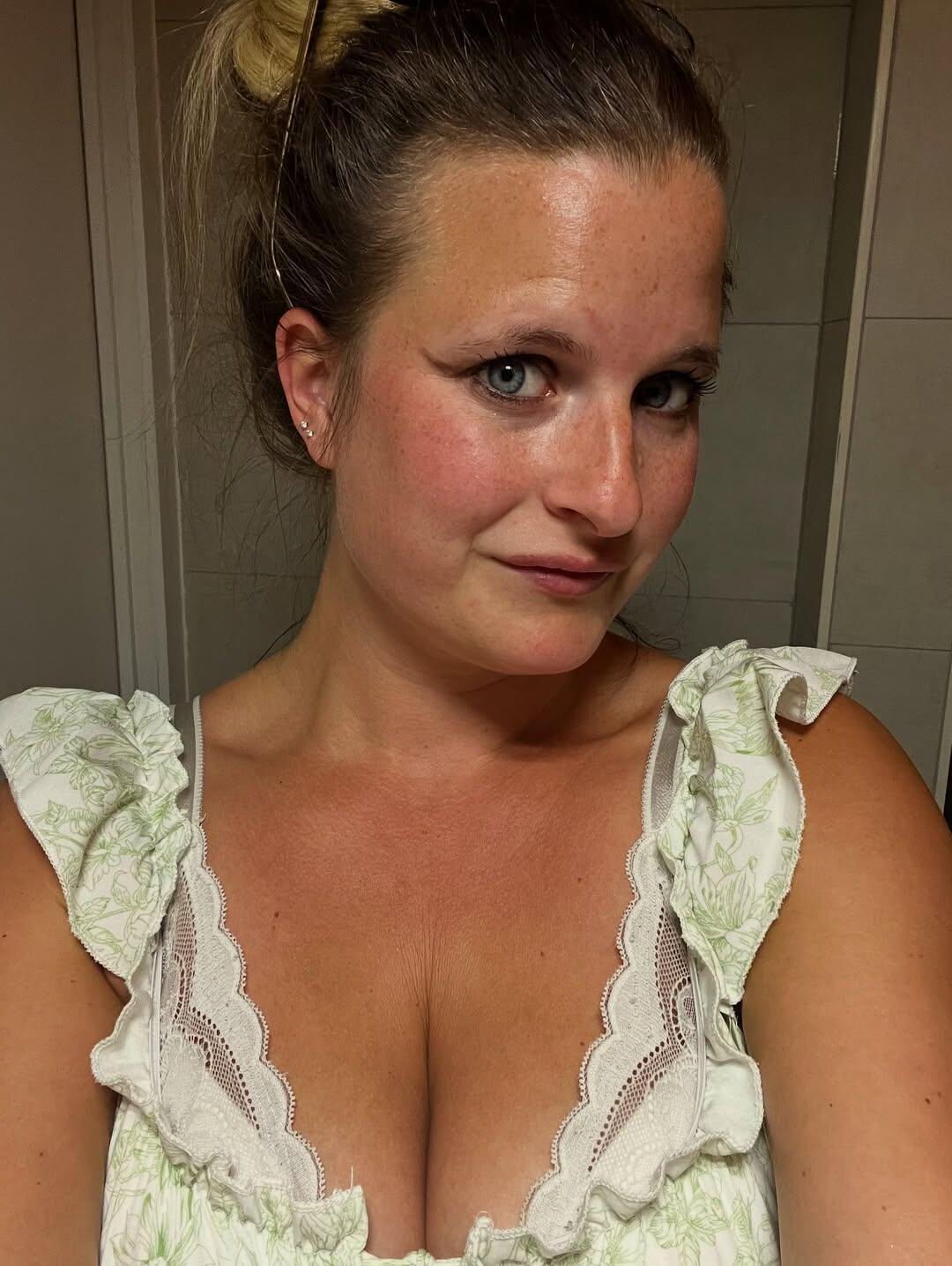 More of my brothers wife Rani