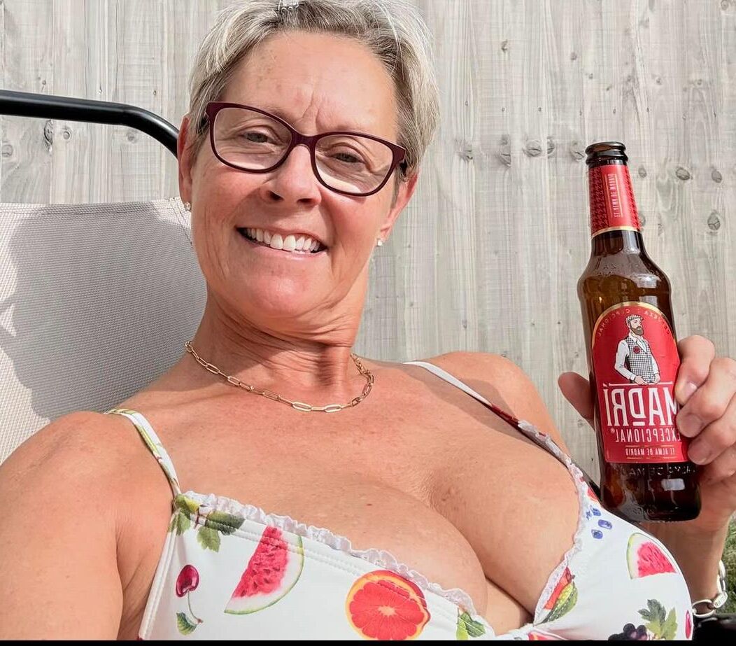 Bikini Milfs