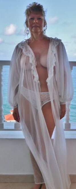 MILFs antigos ou jovens Gilfs?