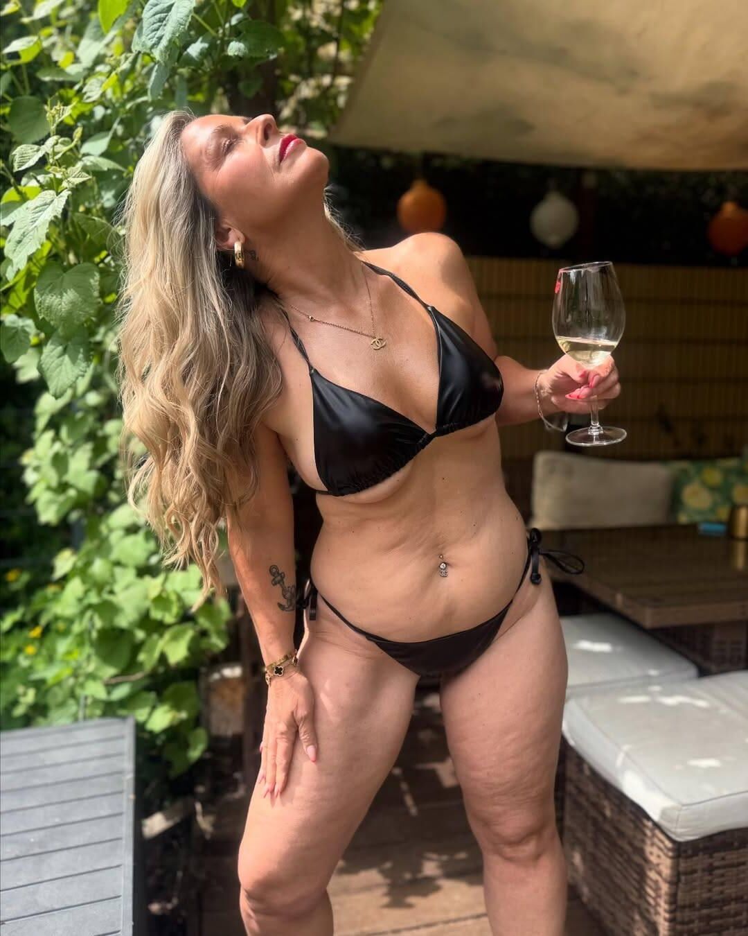 Deliciosa milf sexy