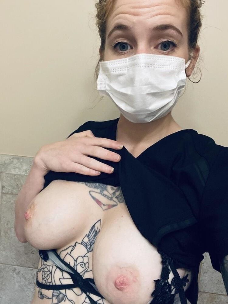 仮面の女