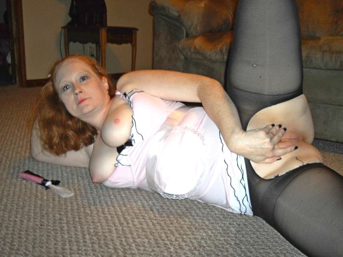 Pics collectés d'un milf gingembre Slutwife
