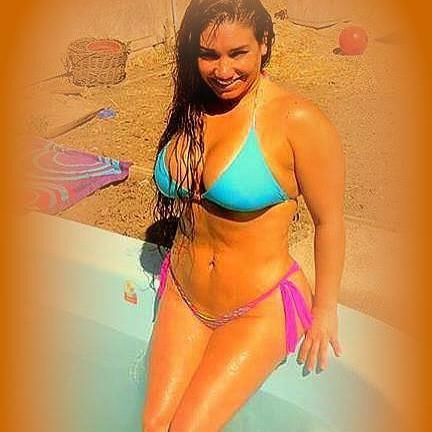 Roxana Mora chileno MILF