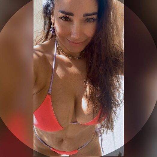 Roxana Mora chileno MILF