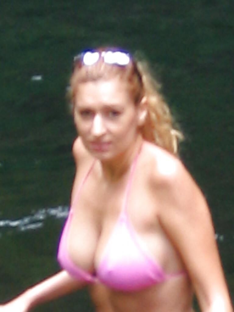 Caroline geile französische Milf Schlampe große Titten