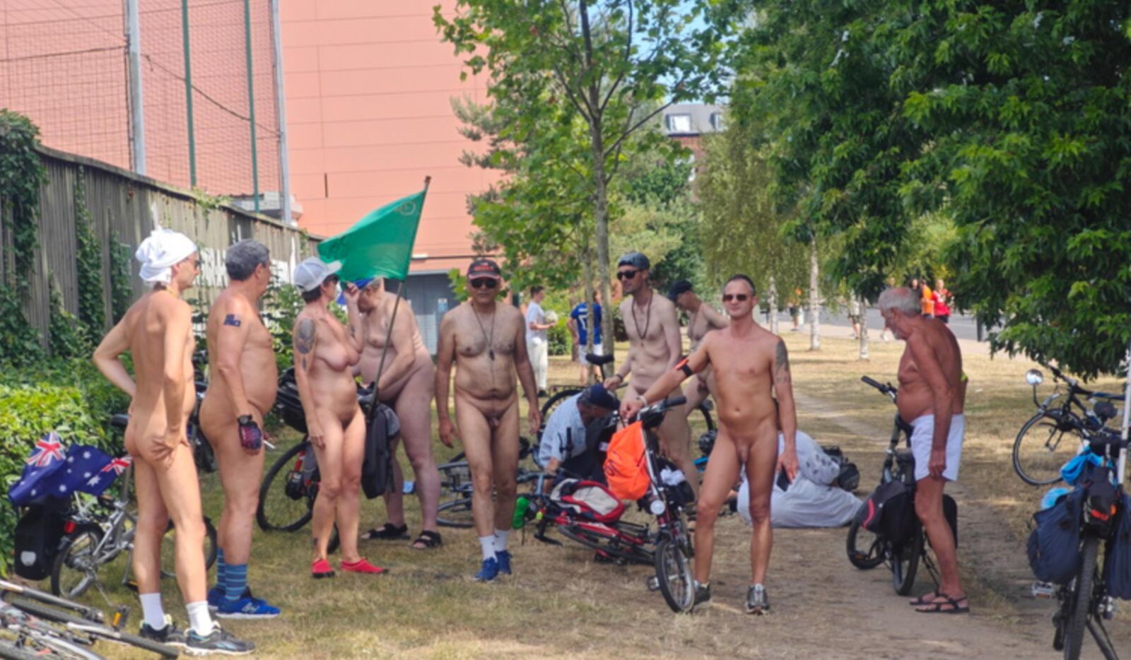 Ipswich nackte Radtour