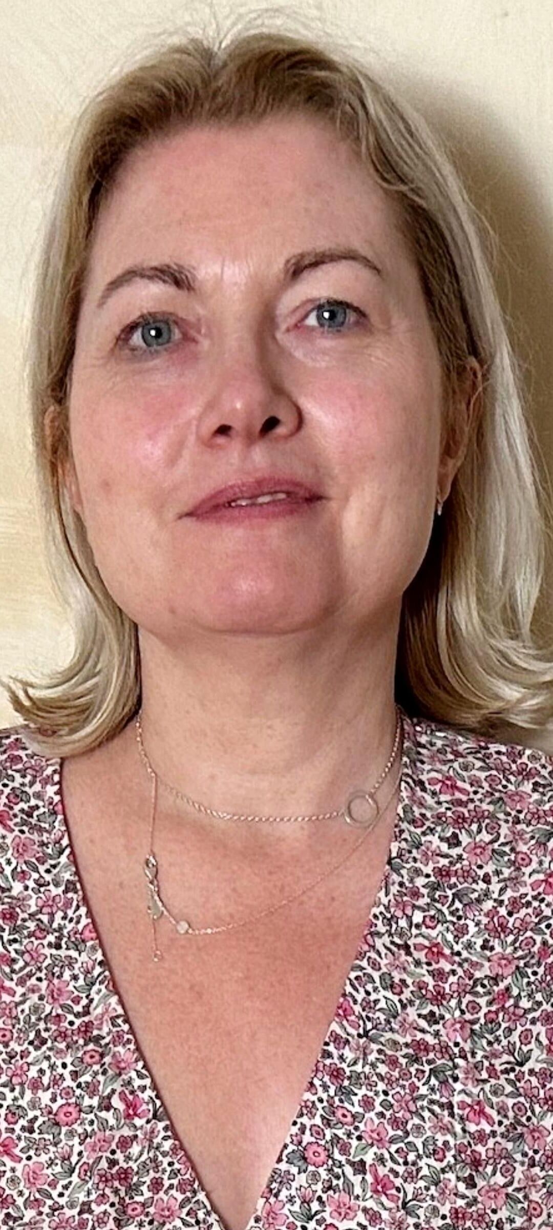 Esposa madura submissa (Emily)