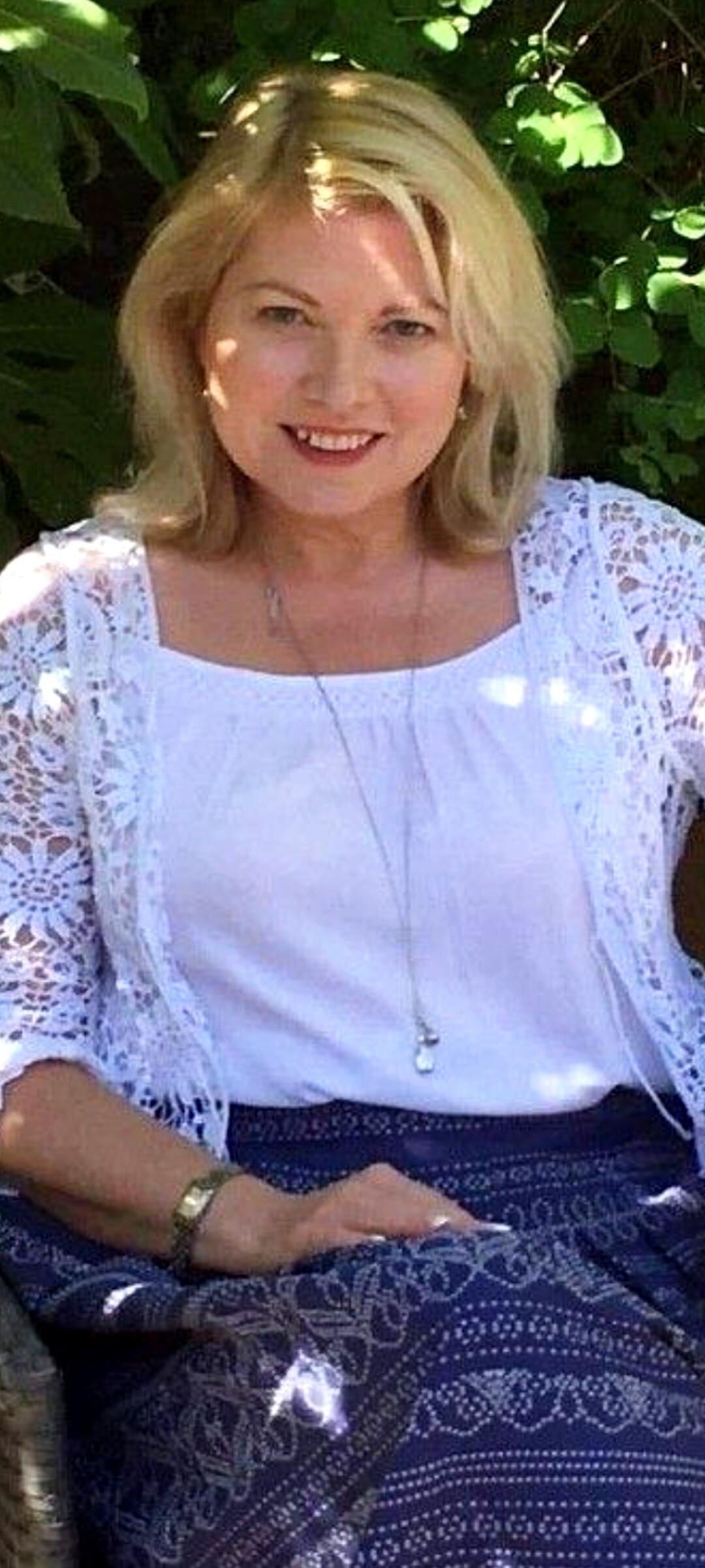 Esposa madura submissa (Emily)
