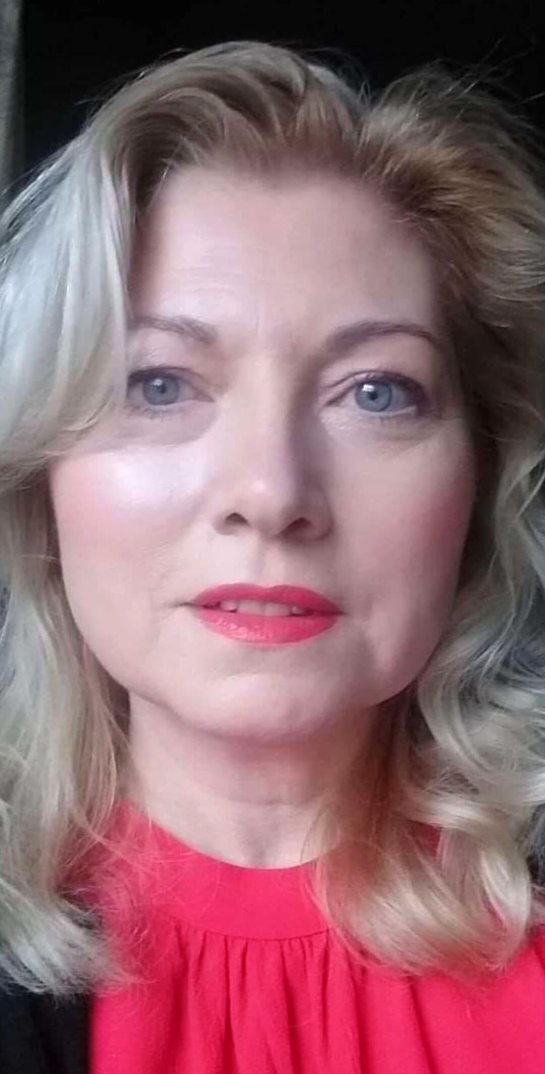 Esposa madura submissa (Emily)
