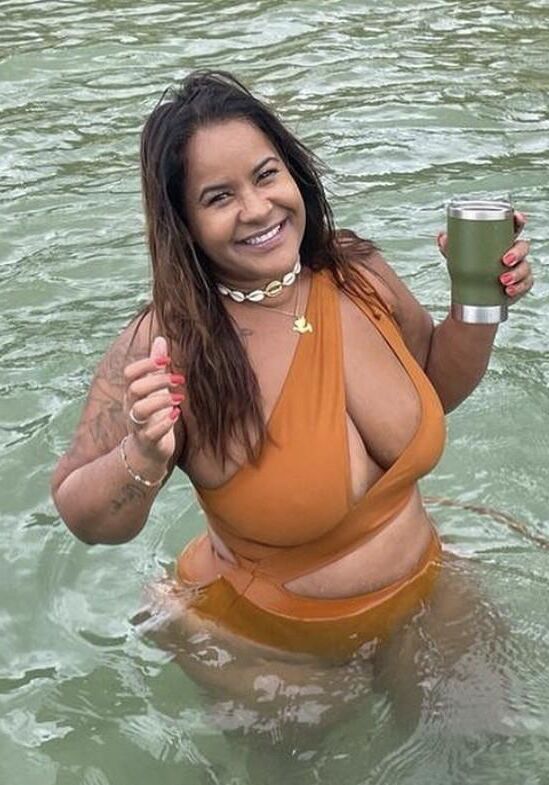 Ele Mostrou als Fotos da Mãe, Comentem.