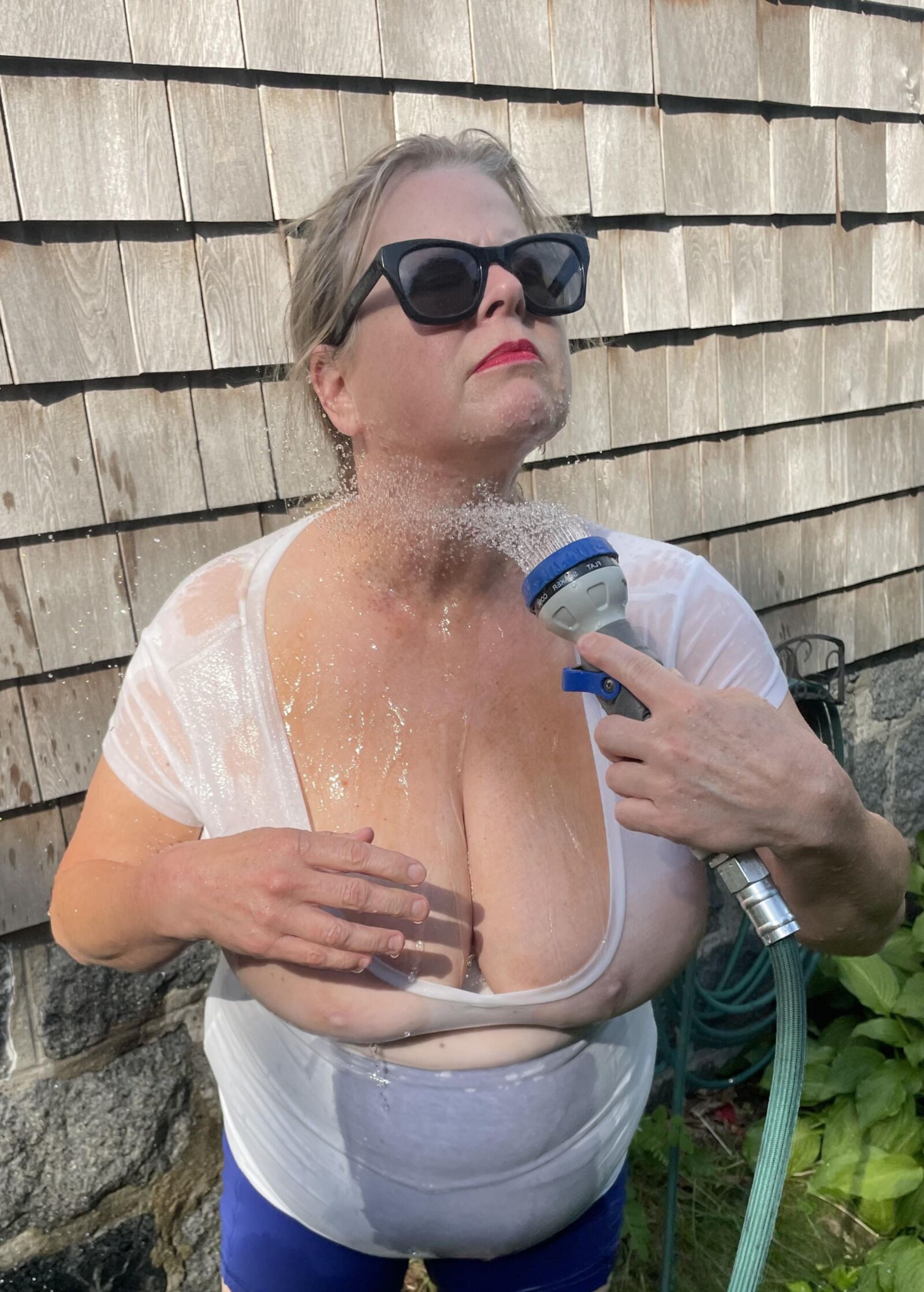 wet t shirt