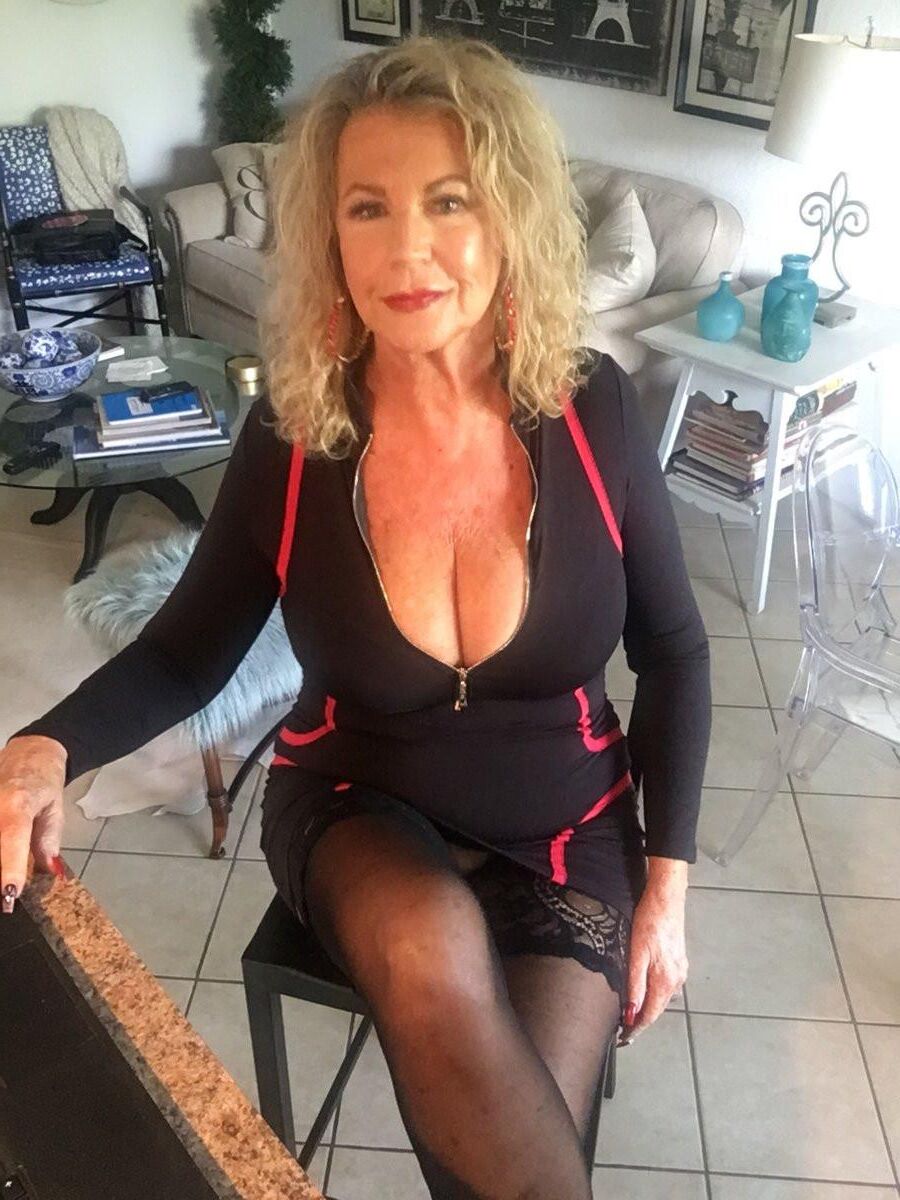 Amador peituda nn milf