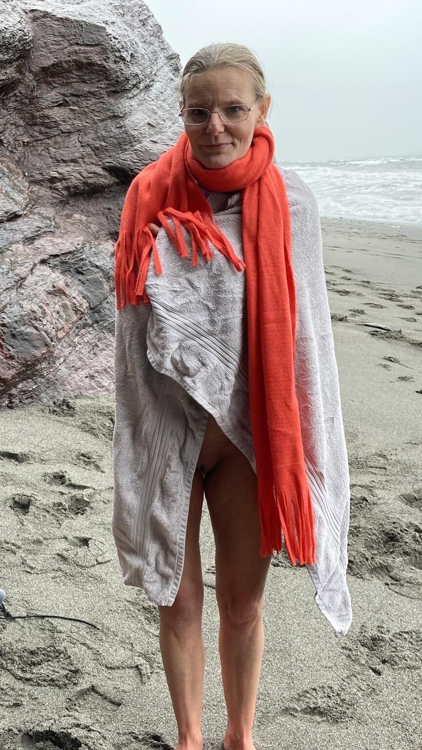 Hot nudist