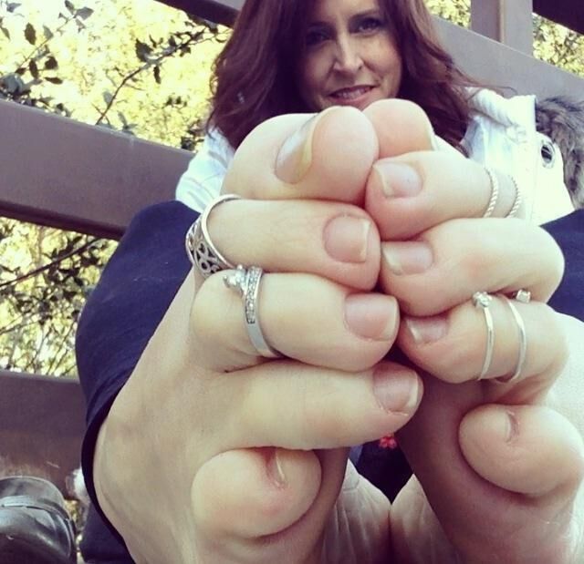 Ashley_love [Modelo Reddit Milf Foot]